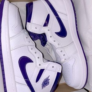 Air Jordan 1 High OG Metallic Purple